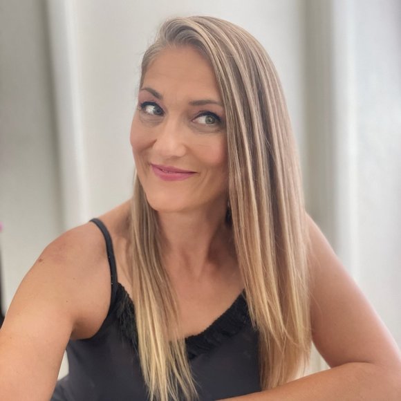 Meet your Posher, Dazzling D - Picture 1 of 1